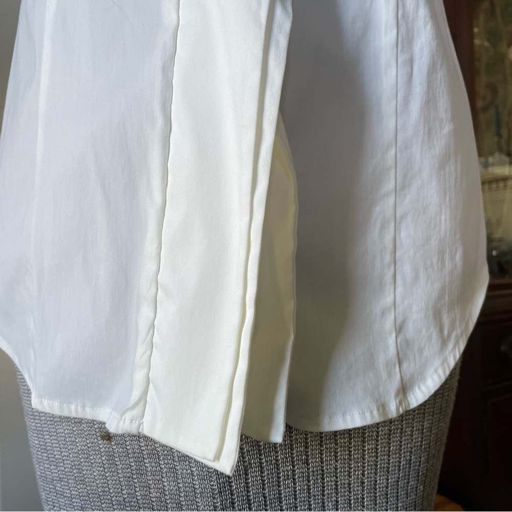 Ann Taylor Solid White Sleeveless Button Down Shi… - image 2